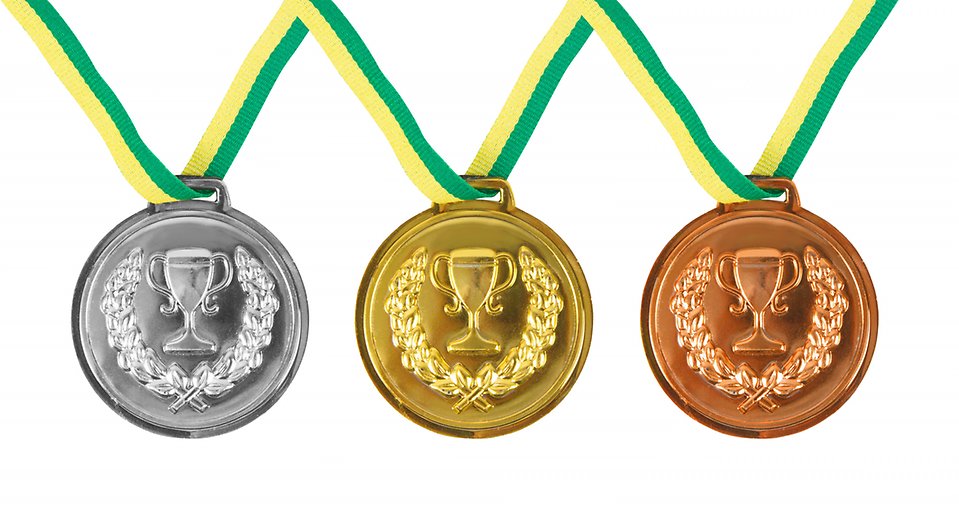 Brons-, silver- och guldmedaljer.