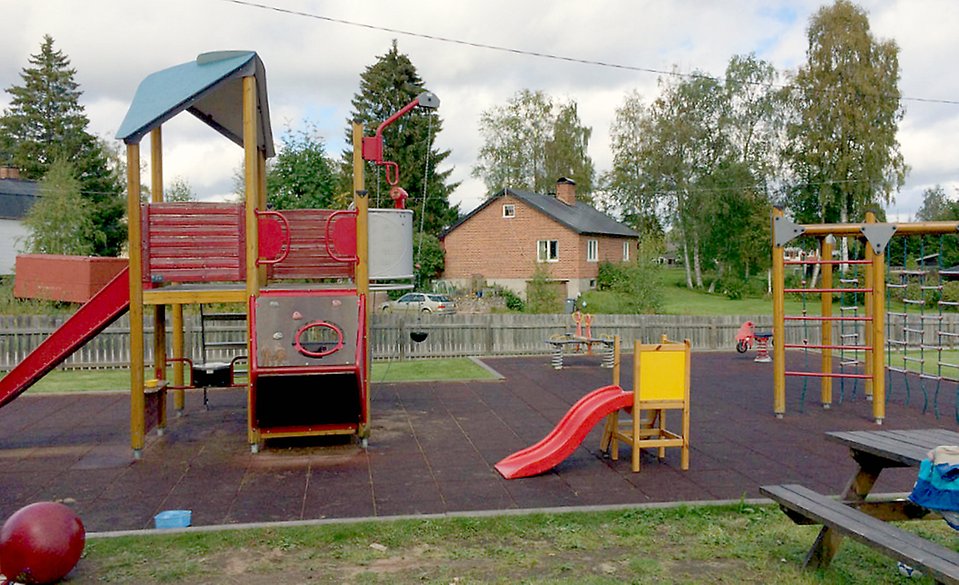 Bild på lekplatsen på Bonäs förskola